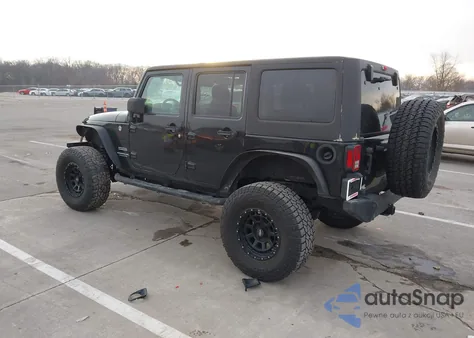 2016 Jeep Wrangler Unlimited Sport z USA, uszkodzony, nr VIN 1C4BJWDG6GL132642